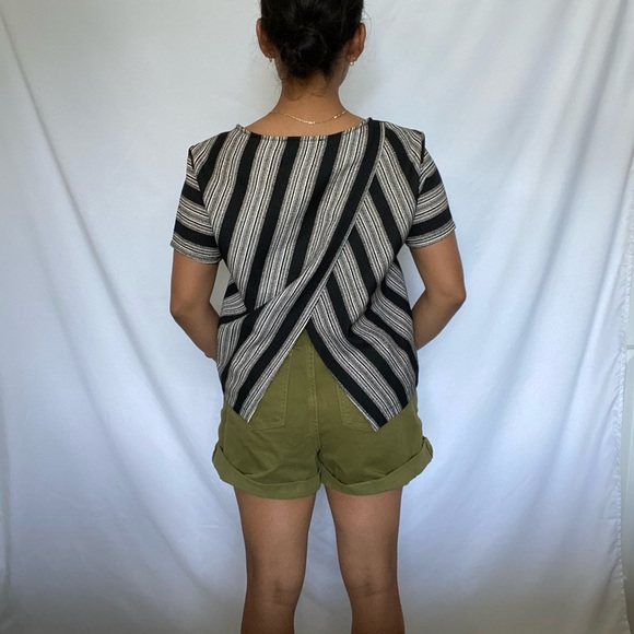 Tunic - Picture 5 of 6